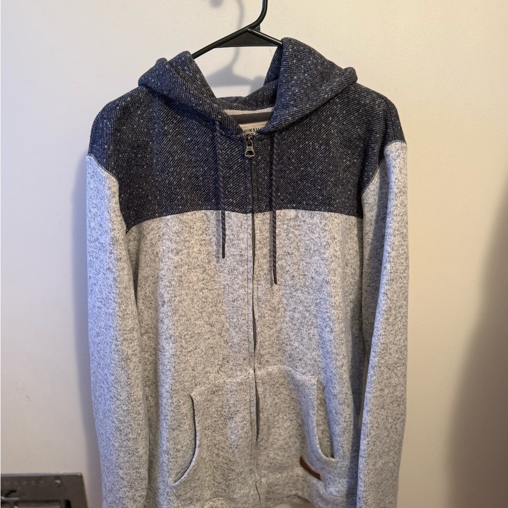Quiksilver Men's Zip-Up Sweater in Gray and Black